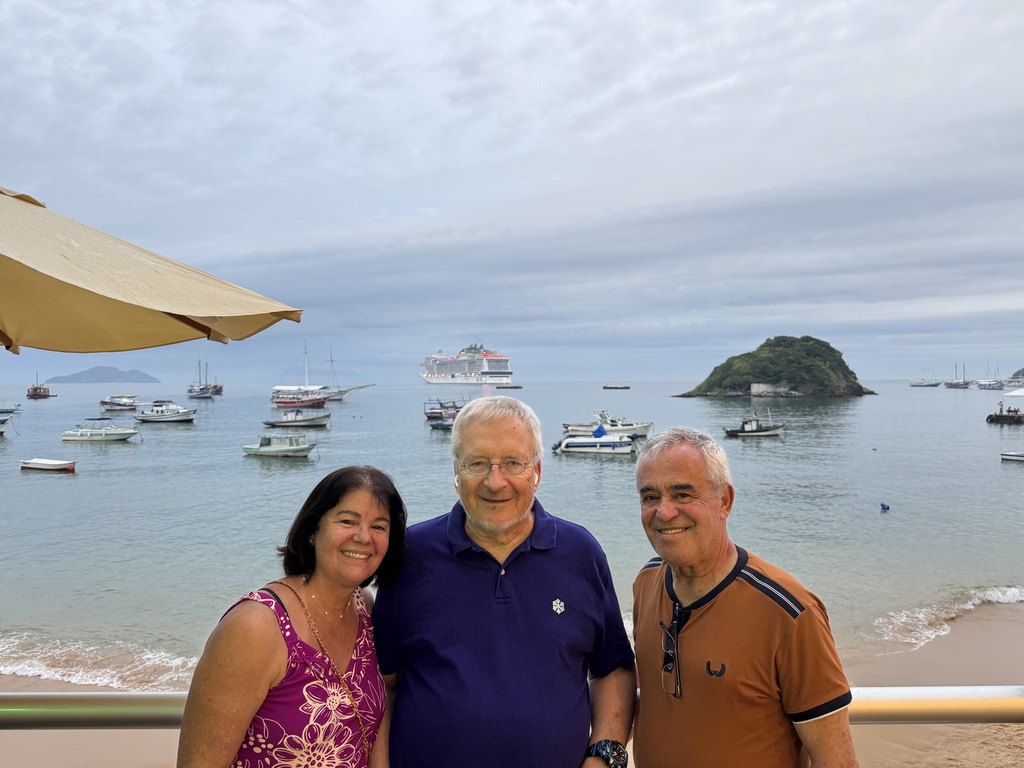 Dennis Knuth, Helton Knuth and Helenice in Buzios