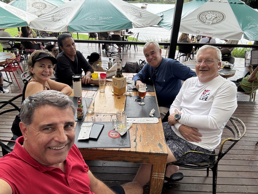 Feast of feijoada with friends